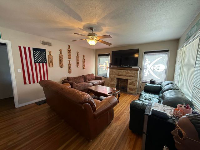 3601 33rd Street, Lubbock, TX 79410