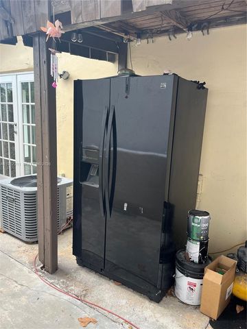 13485 SW 28th St, Miami, FL 33175