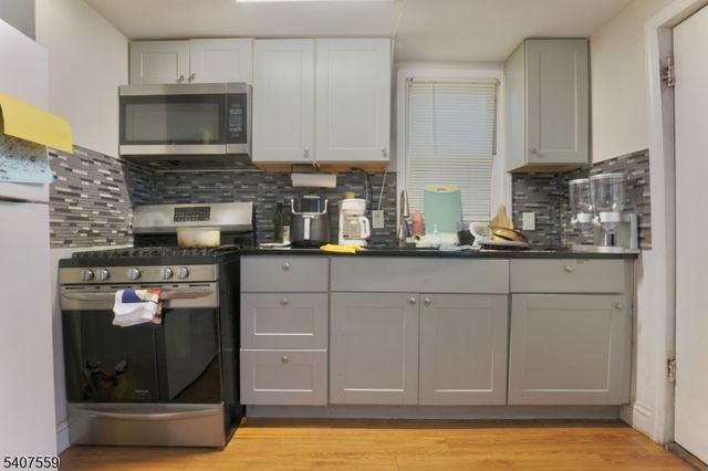 80 Cleremont Ave, Irvington Twp., NJ 07111