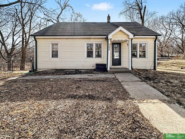 703 6th Avenue, Nebraska City, NE 68410