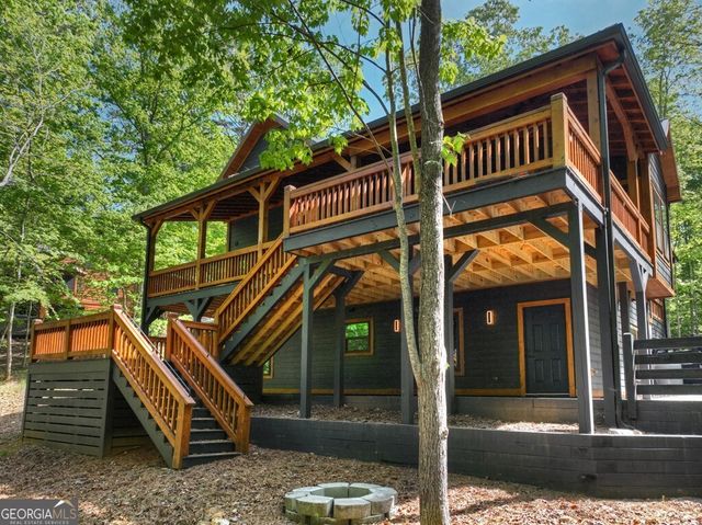 40 Cadet Court, Ellijay, GA 30540