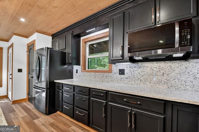 40 Cadet Court, Ellijay, GA 30540