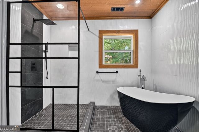 40 Cadet Court, Ellijay, GA 30540
