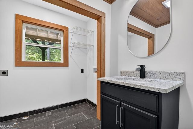 40 Cadet Court, Ellijay, GA 30540