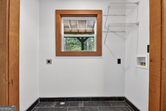 40 Cadet Court, Ellijay, GA 30540