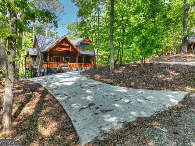 40 Cadet Court, Ellijay, GA 30540