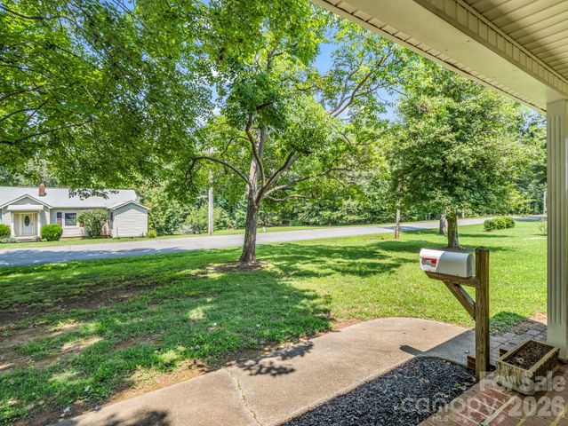 132 Valleyview Drive, Forest City, NC 28043