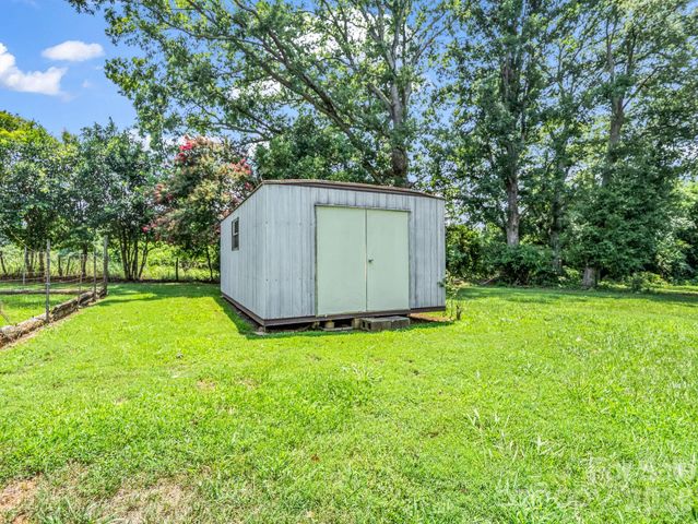 132 Valleyview Drive, Forest City, NC 28043