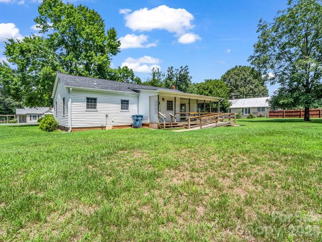 132 Valleyview Drive, Forest City, NC 28043