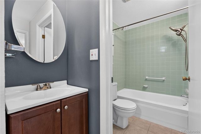 937 N Clarkson Street 306, Denver, CO 80218