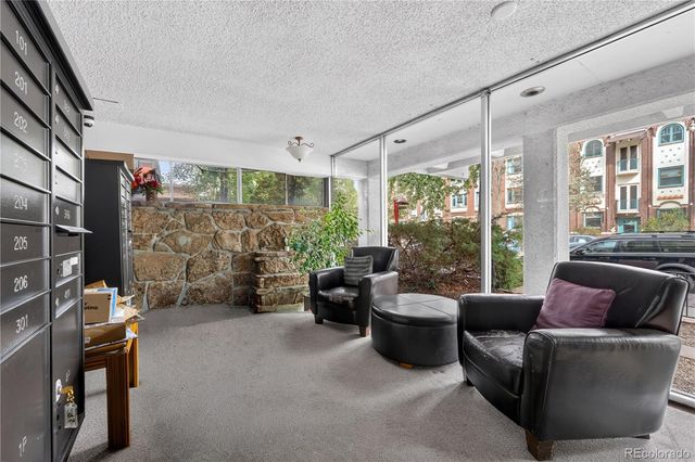 937 N Clarkson Street 306, Denver, CO 80218