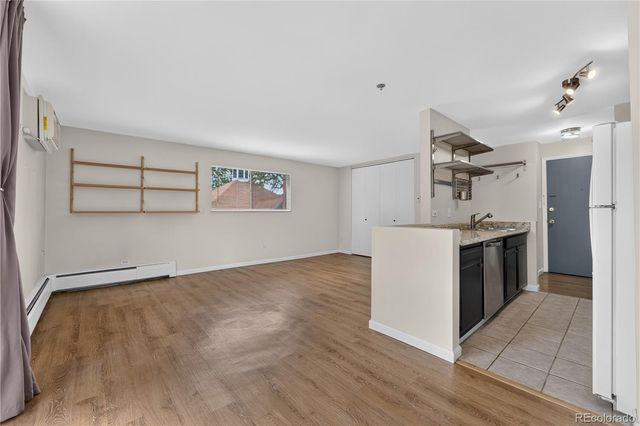 937 N Clarkson Street 306, Denver, CO 80218