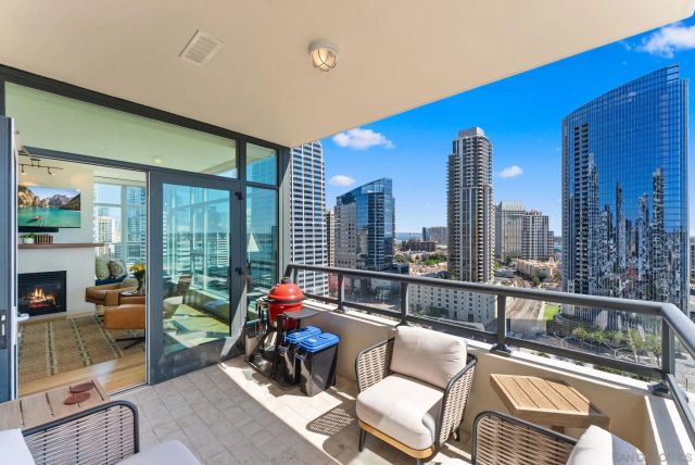 1199 Pacific Highway 2004, San Diego, CA 92101