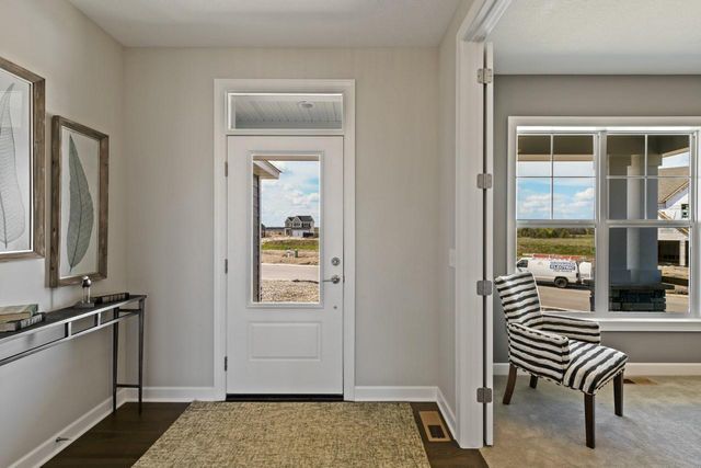 3660 Knightsbridge Lane N, Lake Elmo, MN 55042