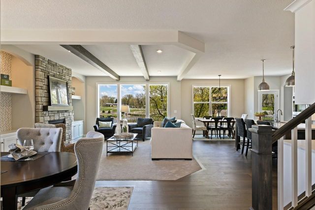 3660 Knightsbridge Lane N, Lake Elmo, MN 55042