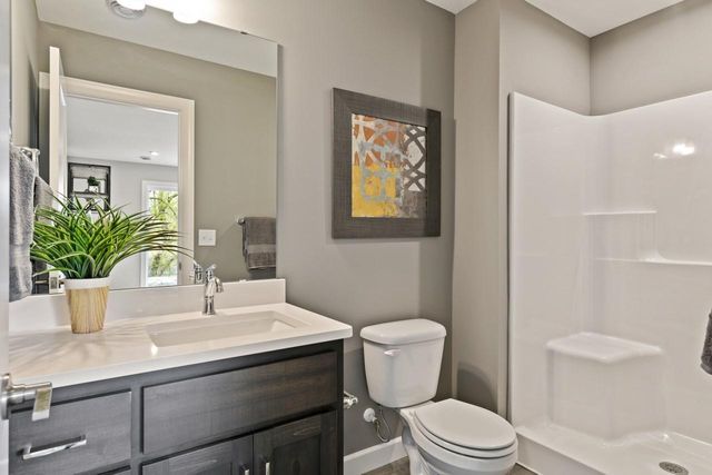 3660 Knightsbridge Lane N, Lake Elmo, MN 55042