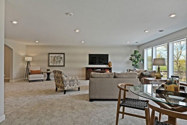 3660 Knightsbridge Lane N, Lake Elmo, MN 55042