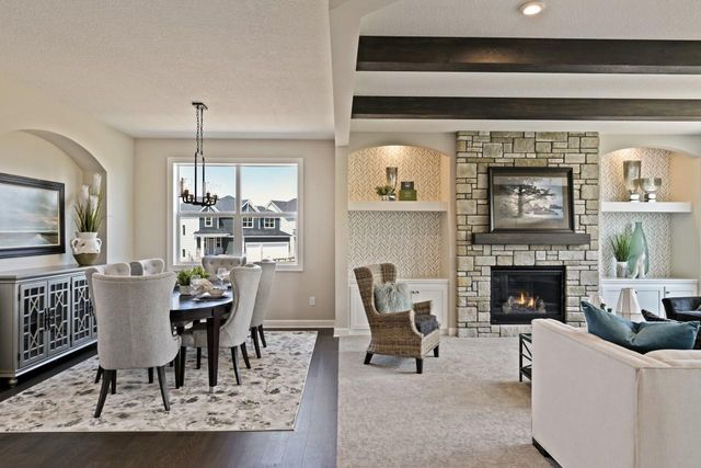 3660 Knightsbridge Lane N, Lake Elmo, MN 55042