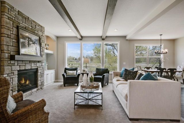 3660 Knightsbridge Lane N, Lake Elmo, MN 55042