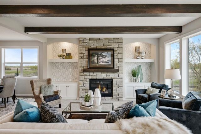 3660 Knightsbridge Lane N, Lake Elmo, MN 55042