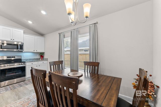 692 Mayflower Drive, Foley, AL 36535