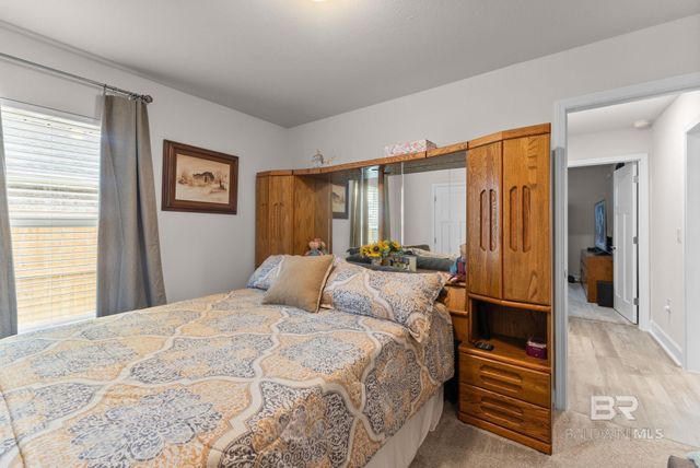 692 Mayflower Drive, Foley, AL 36535