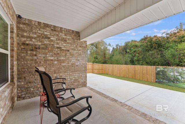 692 Mayflower Drive, Foley, AL 36535