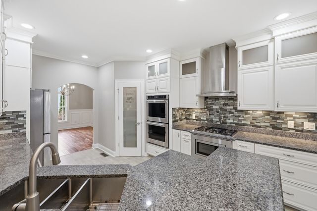 435 Avawam Drive, Richmond, KY 40475