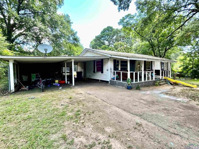 103 HOUSTON ST, Daingerfield, TX 75638