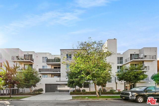 5229 Willowcrest Avenue 307, North Hollywood, CA 91601