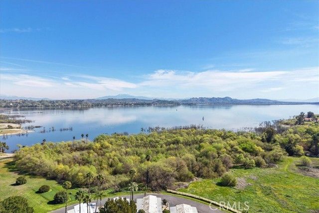 32900 Riverside Drive 63, Lake Elsinore, CA 92530