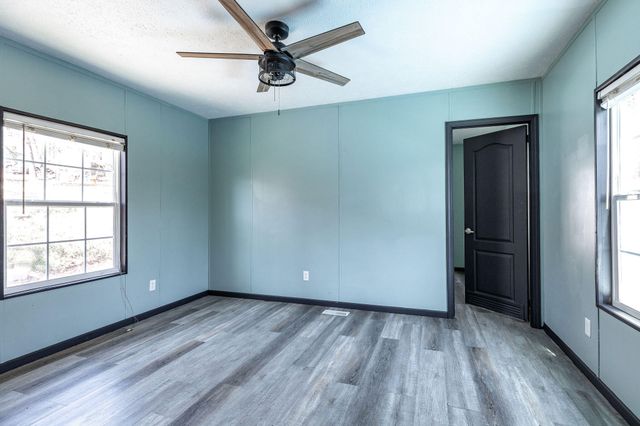 4012 Oak Road, Merriam Woods, MO 65740