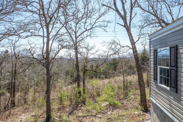 4012 Oak Road, Merriam Woods, MO 65740