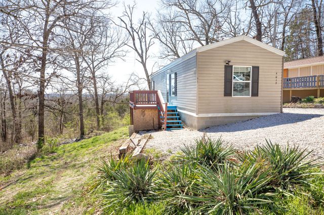 4012 Oak Road, Merriam Woods, MO 65740