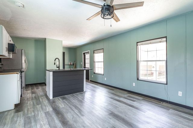 4012 Oak Road, Merriam Woods, MO 65740