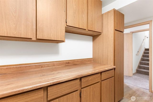 22934 SE 37th St, Sammamish, WA 98075