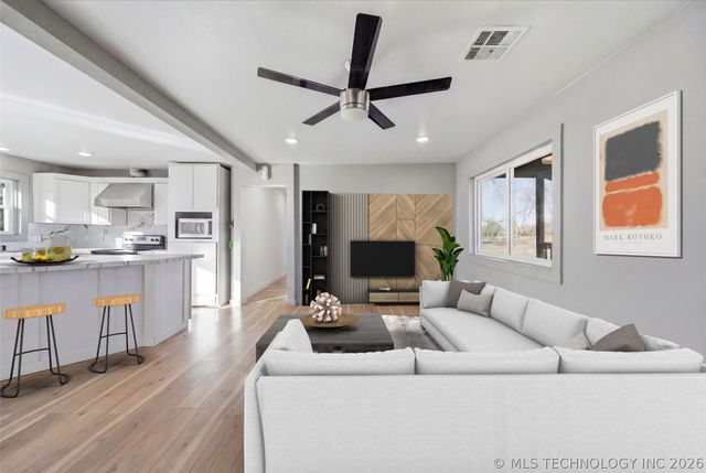 14710 W Line Street, Sapulpa, OK 74066