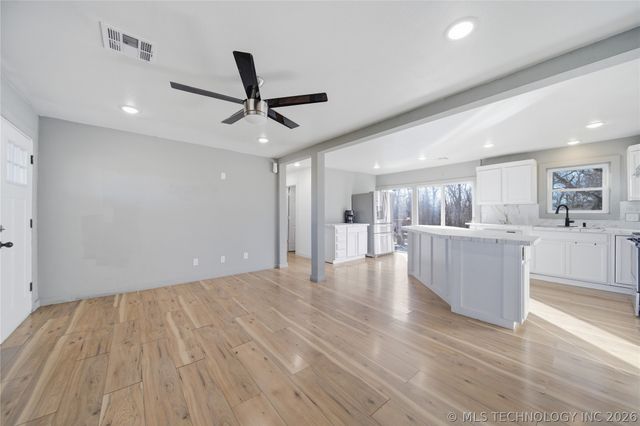 14710 W Line Street, Sapulpa, OK 74066