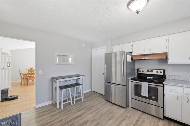 16305 Sperry Road, Vermilion, OH 44089