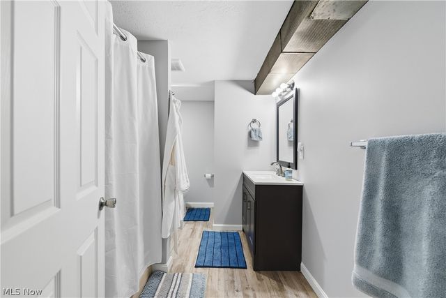 16305 Sperry Road, Vermilion, OH 44089