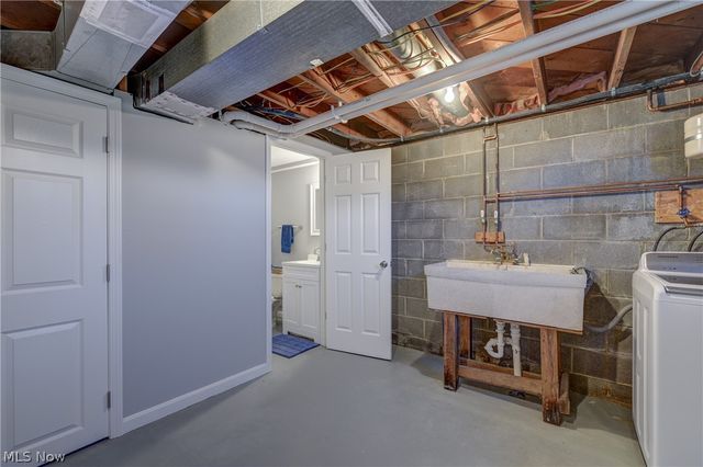 16305 Sperry Road, Vermilion, OH 44089