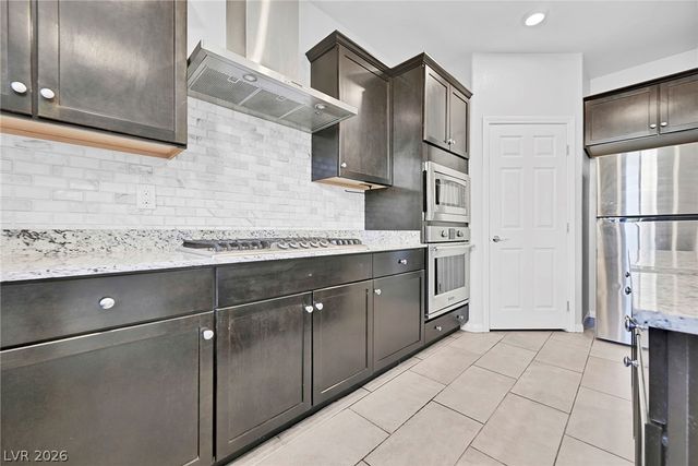 2664 Crystal Quartz Street, Las Vegas, NV 89146