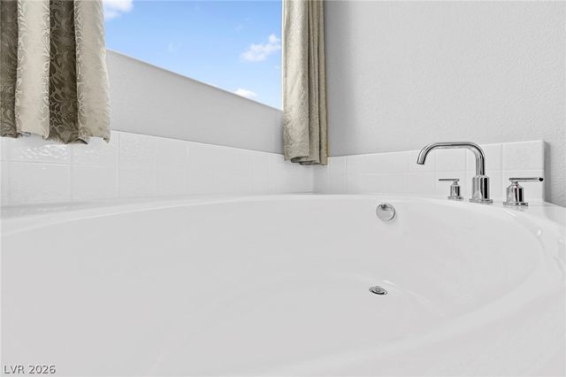 2664 Crystal Quartz Street, Las Vegas, NV 89146