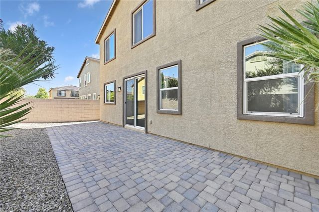 2664 Crystal Quartz Street, Las Vegas, NV 89146