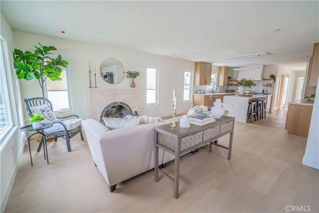 109 S Dunning, Ventura, CA 93003