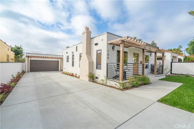 109 S Dunning, Ventura, CA 93003