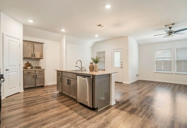 1111 Dewy Glen Lane, Princeton, TX 75407