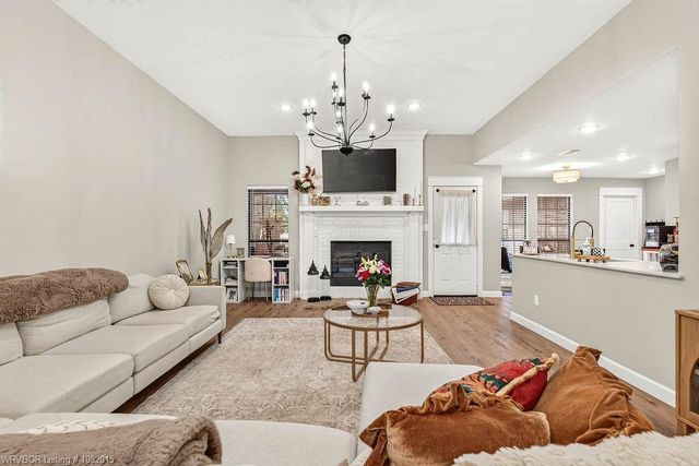 1327 Springdale Drive, Alma, AR 72921