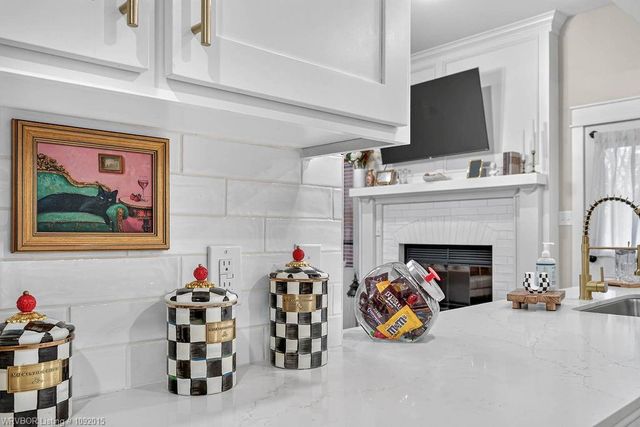 1327 Springdale Drive, Alma, AR 72921