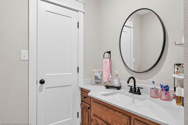 1327 Springdale Drive, Alma, AR 72921